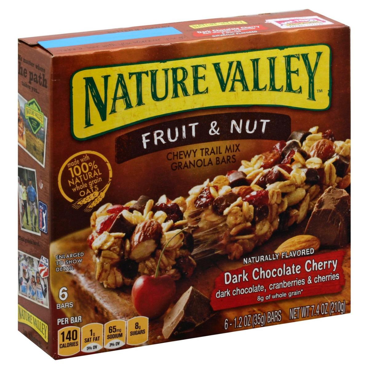 DARK CHOCOLATE CHERRY CHEWY GRANOLA